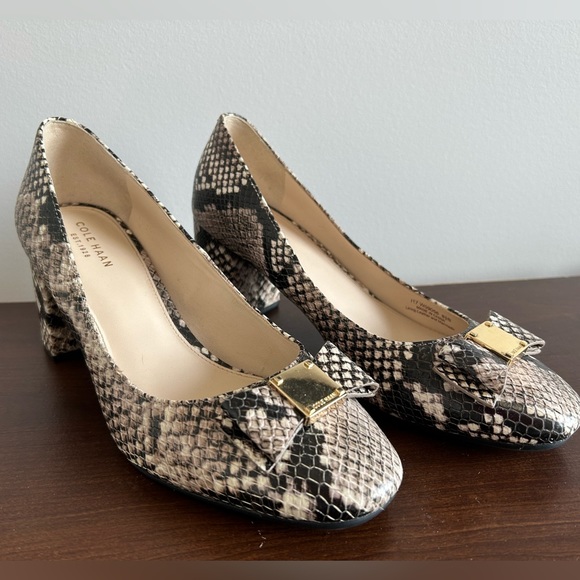 Cole Haan Snakeskin Bow Heels - Picture 1 of 4